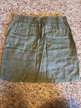 Elastic-Waist Mini Skort in Olive Green